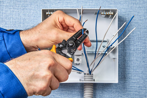 Best Circuit Breaker Installation and Repair  in Simonton Lake, IN